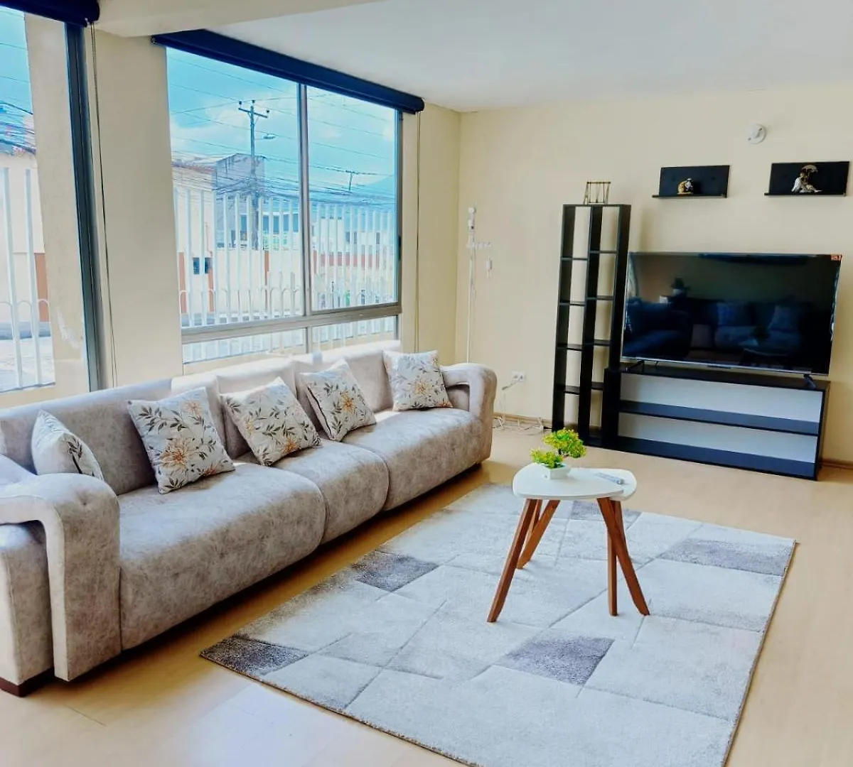 Full Equipped Department Close To American Embassy And Solca Quito